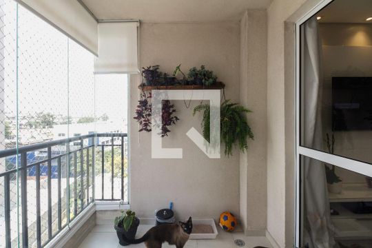 Varanda  de apartamento para alugar com 2 quartos, 68m² em Maranhão, São Paulo