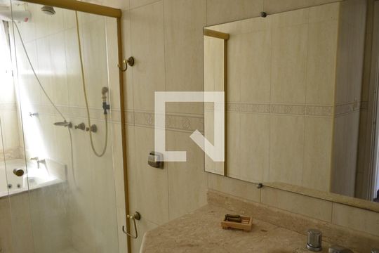 Banheiro de apartamento à venda com 3 quartos, 115m² em Jardim Paraíso, Campinas
