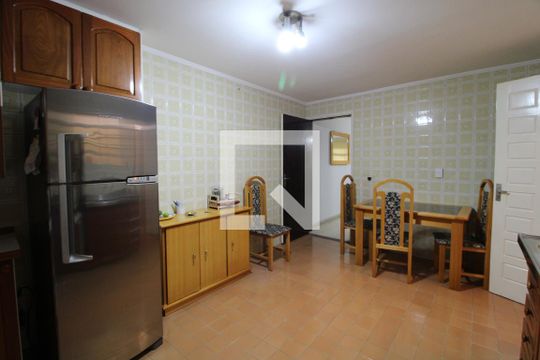 Cozinha de casa à venda com 2 quartos, 91m² em Jardim Cidália, São Paulo