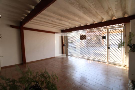 Garagem de casa à venda com 2 quartos, 91m² em Jardim Cidália, São Paulo