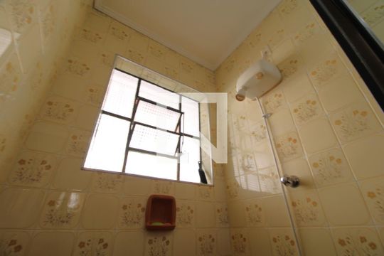 Chuveiro banheiro da suíte 1 de casa à venda com 2 quartos, 91m² em Jardim Cidália, São Paulo