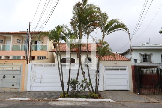 Fachada de casa à venda com 4 quartos, 330m² em Vila Guilhermina, São Paulo