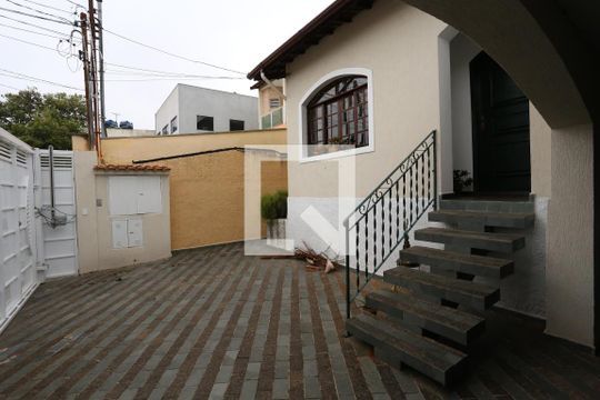 Garagem de casa à venda com 4 quartos, 330m² em Vila Guilhermina, São Paulo