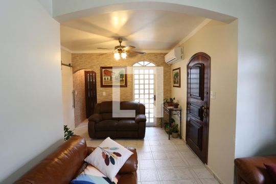 Sala - Casa 1 de casa à venda com 4 quartos, 330m² em Vila Guilhermina, São Paulo