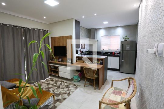 Sala - Casa 2 de casa à venda com 4 quartos, 330m² em Vila Guilhermina, São Paulo