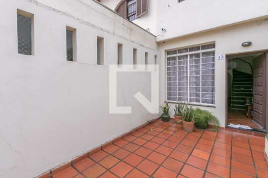 Garagem de casa à venda com 2 quartos, 74m² em Brooklin, São Paulo