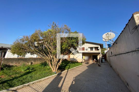 Fachada de casa à venda com 2 quartos, 140m² em Santos Dumont, São Leopoldo