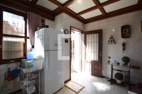 Cozinha de casa à venda com 3 quartos, 180m² em Ipanema, Porto Alegre