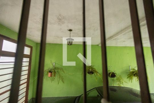 Vista Quarto 2 de casa para alugar com 2 quartos, 500m² em Vila Aricanduva, São Paulo
