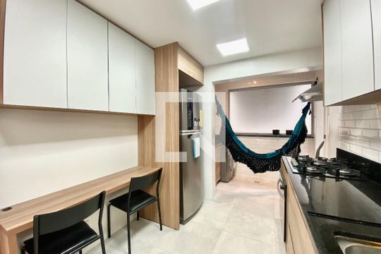 Cozinha de apartamento para alugar com 2 quartos, 92m² em Jardim Botânico, Rio de Janeiro