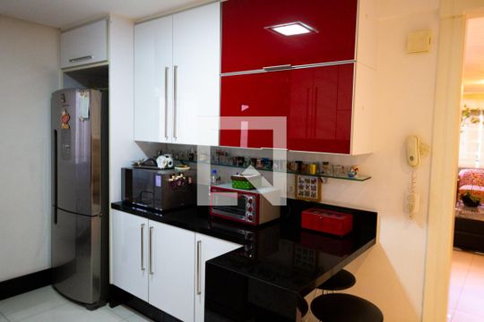 Cozinha - Armários de apartamento à venda com 4 quartos, 136m² em Jardim Monte Alegre, Taboão da Serra