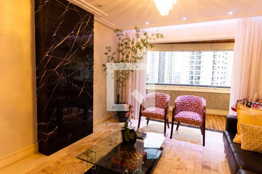 Sala de Estar de apartamento à venda com 4 quartos, 136m² em Jardim Monte Alegre, Taboão da Serra