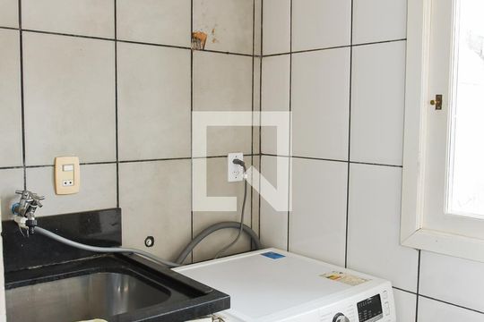 Área de Serviço de casa à venda com 3 quartos, 300m² em Jardim Itu Sabará, Porto Alegre