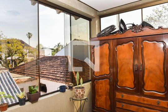Sacada da Suíte de casa à venda com 3 quartos, 300m² em Jardim Itu Sabará, Porto Alegre