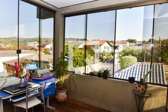 Sacada da Suíte de casa à venda com 3 quartos, 300m² em Jardim Itu Sabará, Porto Alegre