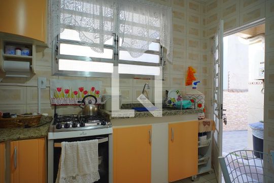 Cozinha de casa à venda com 3 quartos, 300m² em Jardim Itu, Porto Alegre