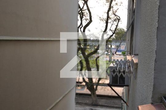 Vista de kitnet/studio para alugar com 1 quarto, 35m² em Centro Histórico, Porto Alegre