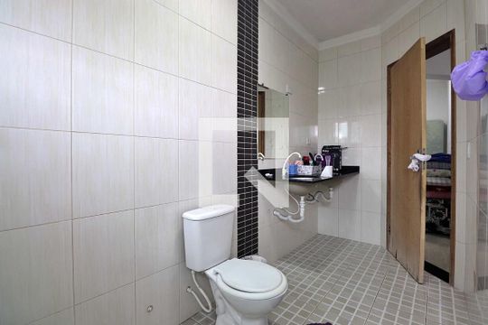 Suíte 1 - Banheiro de casa à venda com 3 quartos, 250m² em Vila Curuçá, Santo André