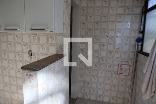 Cozinha  de apartamento para alugar com 3 quartos, 65m² em Glória, Contagem