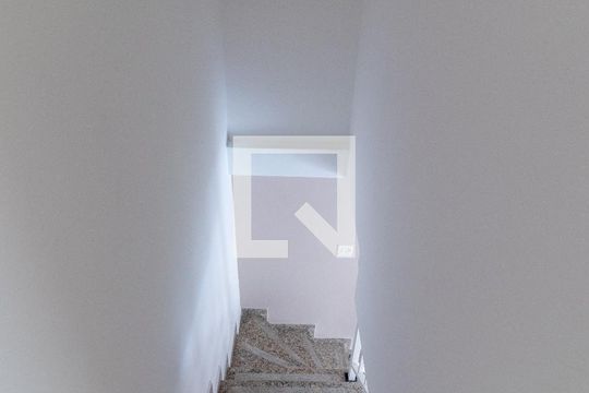 Escada de casa de condomínio à venda com 3 quartos, 120m² em Vila Amália , São Paulo