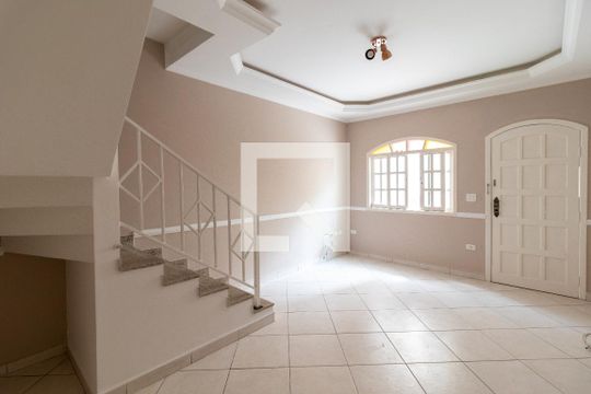 Casa de Condomínio à venda com 3 quartos, 120m² em Vila Amália , São Paulo