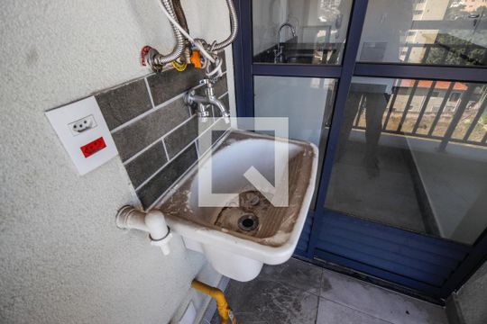 Área de serviço de apartamento para alugar com 2 quartos, 47m² em Vila Dom Pedro Ii, São Paulo