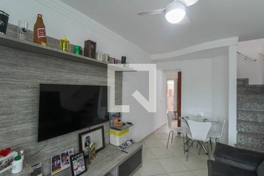 Sala de casa de condomínio à venda com 2 quartos, 80m² em Vila Formosa, São Paulo