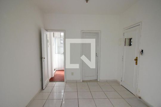 Sala/Quarto de kitnet/studio para alugar com 1 quarto, 40m² em Tijuca, Rio de Janeiro