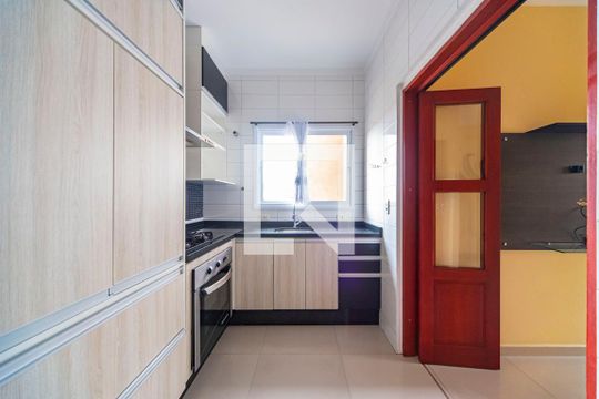 Cozinha de apartamento à venda com 2 quartos, 75m² em Jardim Alvorada, Santo André