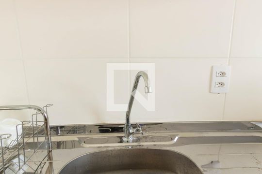 Cozinha de apartamento à venda com 1 quarto, 40m² em Jardim Planalto, São Paulo