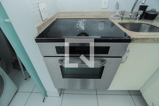 Cozinha e Área de Serviço de apartamento para alugar com 1 quarto, 47m² em Vila Leopoldina, São Paulo