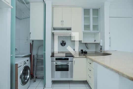 Cozinha e Área de Serviço de apartamento para alugar com 1 quarto, 47m² em Vila Leopoldina, São Paulo