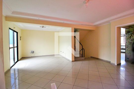 Sala de casa à venda com 5 quartos, 320m² em Parque Novo Oratório, Santo André