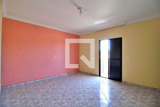 Suíte 1 de casa à venda com 5 quartos, 320m² em Parque Novo Oratório, Santo André