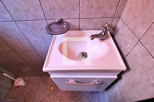 Lavabo de casa à venda com 5 quartos, 320m² em Parque Novo Oratório, Santo André