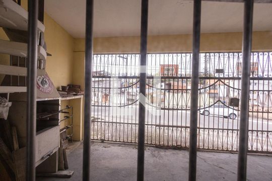 Vista Sala de casa à venda com 2 quartos, 542m² em Vila Euthalia, São Paulo