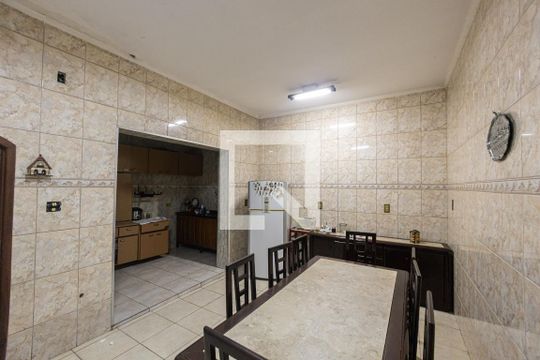 Cozinha de casa à venda com 2 quartos, 542m² em Vila Euthalia, São Paulo