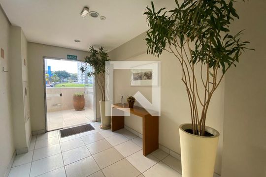 Hall de apartamento à venda com 3 quartos, 62m² em Jardim Celeste, São Paulo