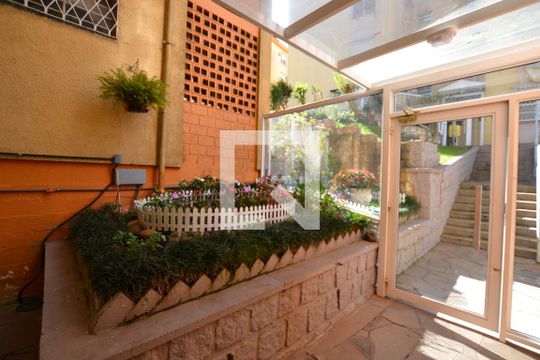 Jardim de entrada de apartamento à venda com 1 quarto, 45m² em Cristal, Porto Alegre