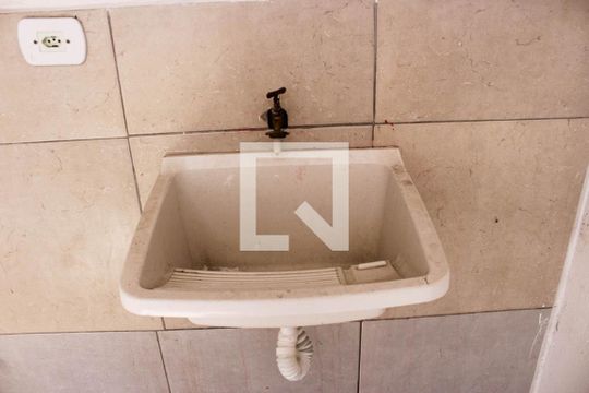 Área de Serviço de casa para alugar com 1 quarto, 30m² em Guarapiranga, São Paulo
