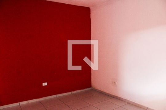 Quarto de casa para alugar com 1 quarto, 30m² em Guarapiranga, São Paulo