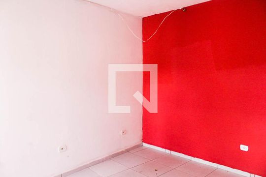 Casa para alugar com 1 quarto, 30m² em Guarapiranga, São Paulo