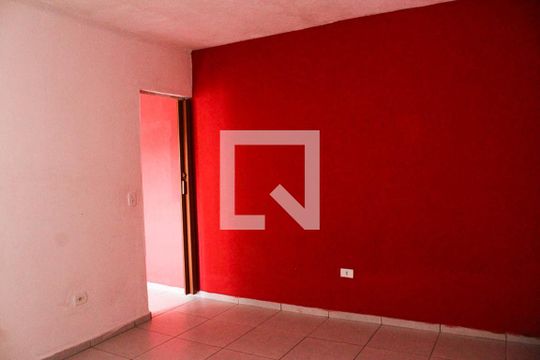 Quarto de casa para alugar com 1 quarto, 30m² em Guarapiranga, São Paulo