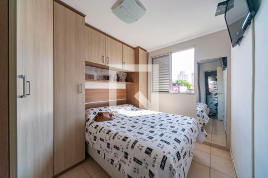 Quarto 1 de apartamento à venda com 2 quartos, 50m² em Parque São Vicente, Mauá