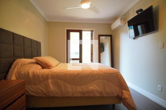 Quarto  Suíte  de apartamento à venda com 2 quartos, 124m² em Petrópolis, Porto Alegre