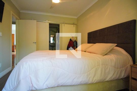 Quarto  Suíte  de apartamento à venda com 2 quartos, 124m² em Petrópolis, Porto Alegre