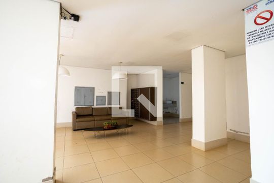Hall social de apartamento para alugar com 3 quartos, 80m² em Parque Industrial Paulista, Goiânia