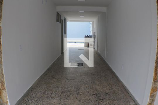 Garagem de casa à venda com 3 quartos, 150m² em Curicica, Rio de Janeiro