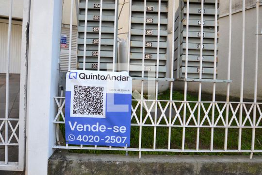 Apartamento à venda com 2 quartos, 75m² em Santana, Porto Alegre