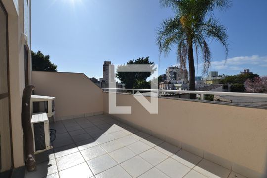 Varanda de apartamento à venda com 2 quartos, 75m² em Santana, Porto Alegre